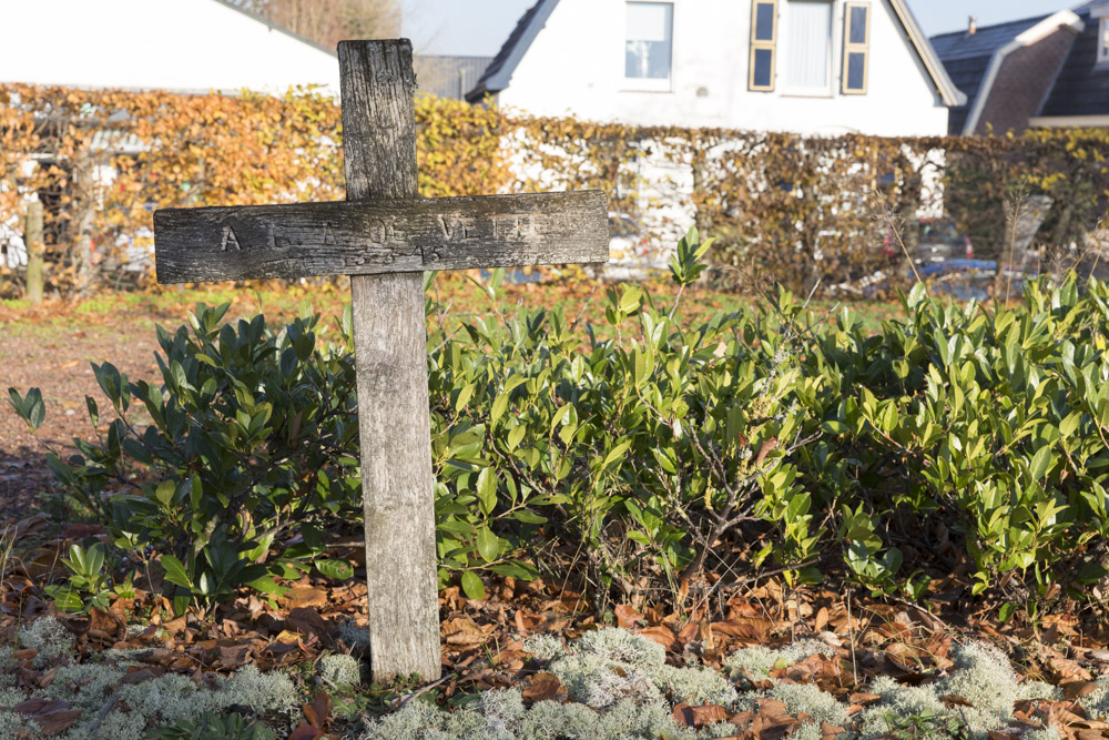 Dutch War Graves General Cemetery Terborg #5