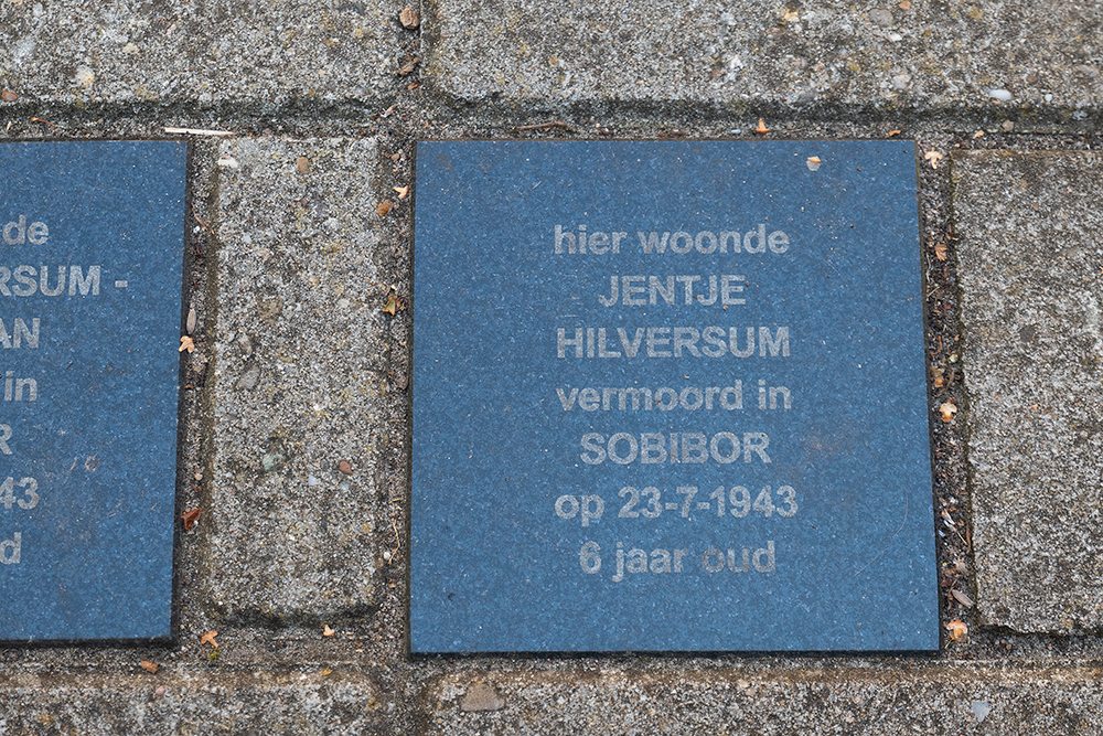 Memorial Stones Trompstraat 77 #4