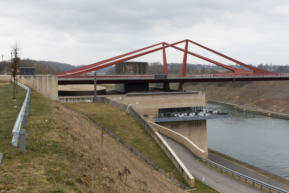 The Bridge of Vroenhoven #1