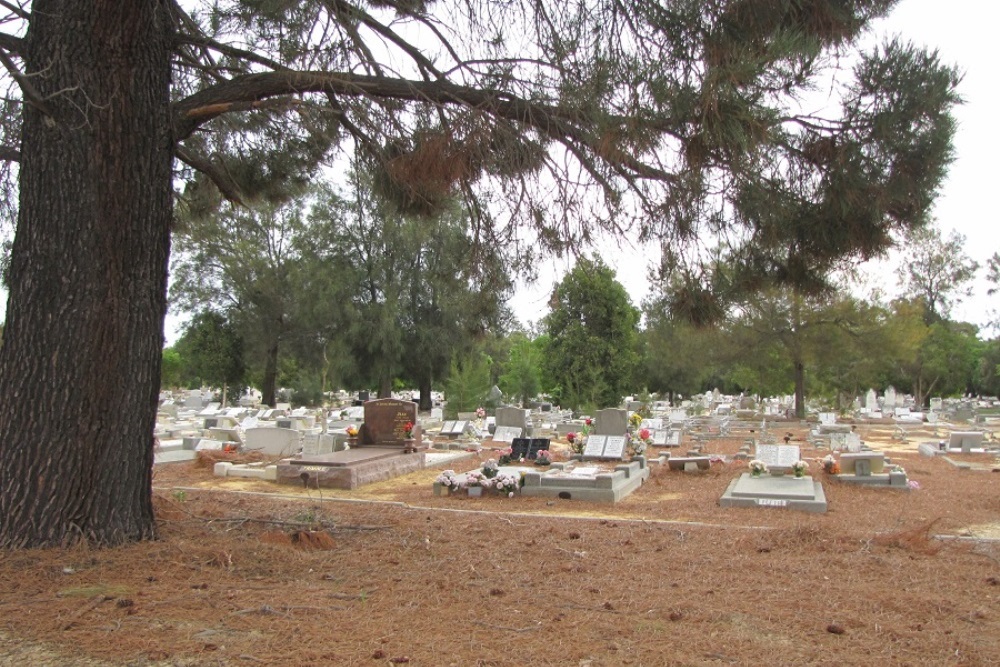 Commonwealth War Graves Midland Junction Cemetery