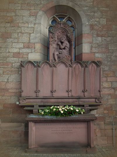 War Memorial Hösbach #1