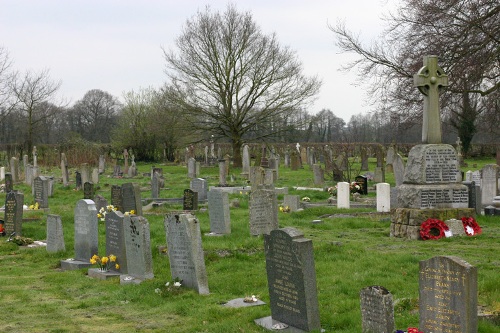 Oorlogsgraven van het Gemenebest St Michael Churchyard #1