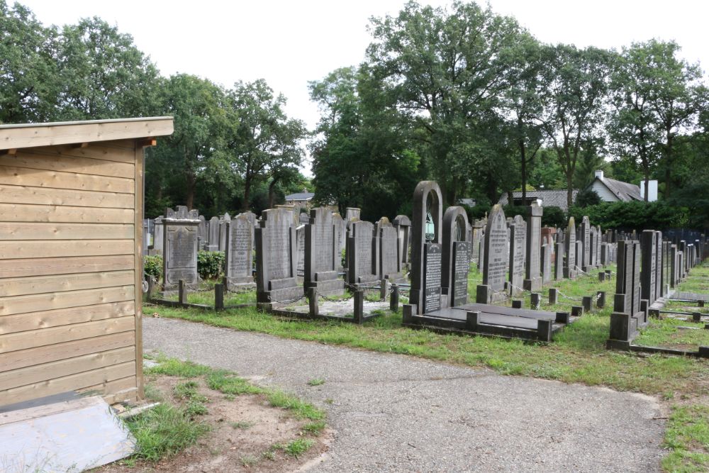 Jewish Cemetery Berkenheuveldreef Vught #1