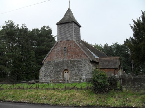 Oorlogsgraf van het Gemenebest St. Nicholas Churchyard