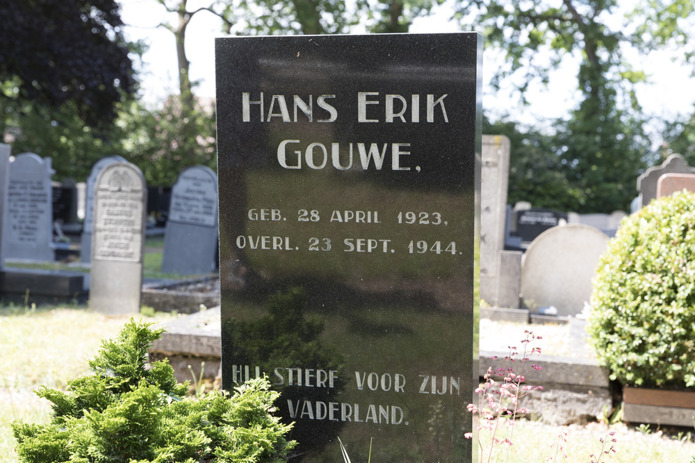 Nederlandse Oorlogsgraven Begraafplaats 