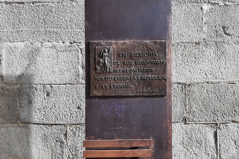 Gedenkteken Inwoners Segovia #2