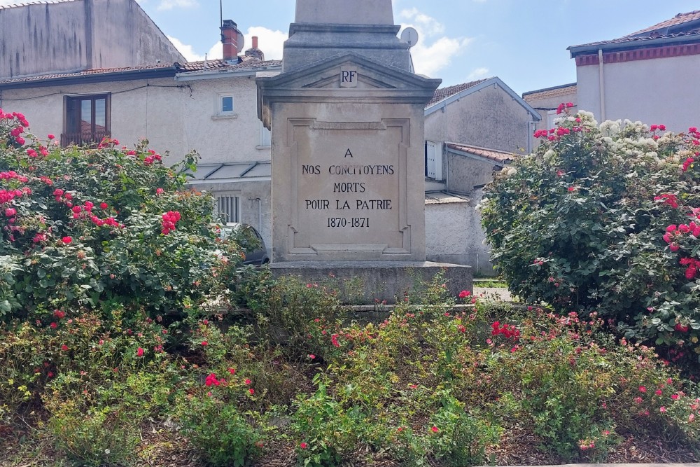War Memorial  Chazelles-sur-Lyon #2