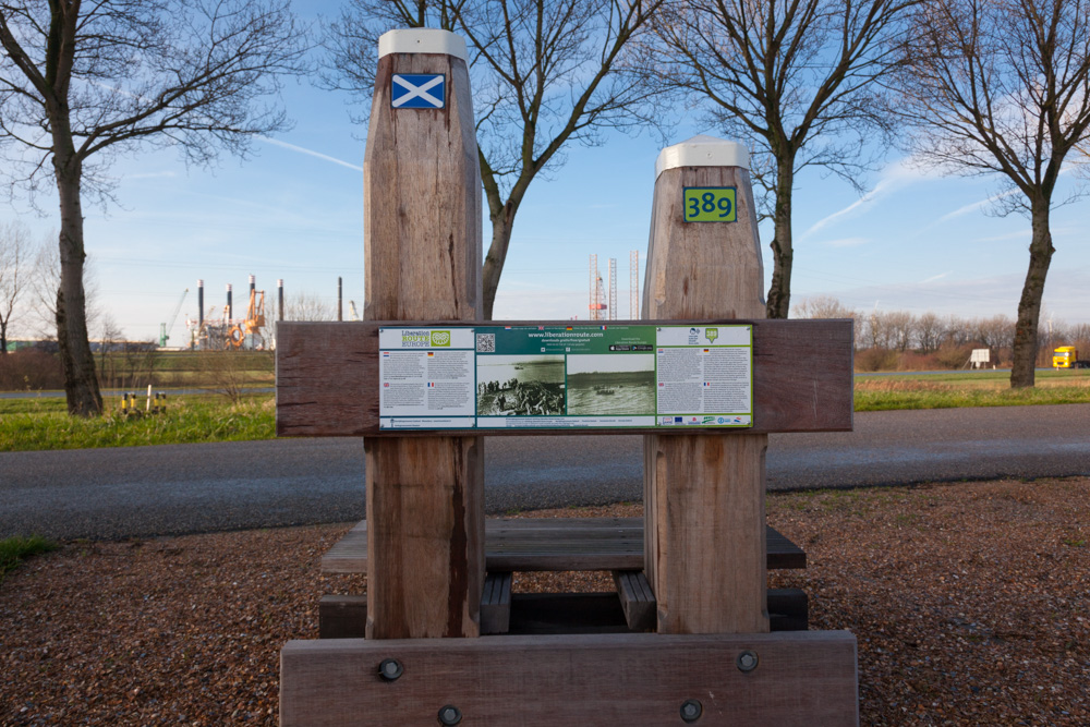 Liberation Route Marker 389: Operation Mallard