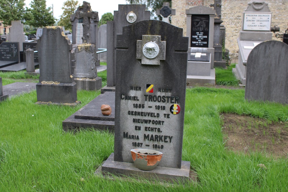 Belgian War Graves Pollinkhove #3