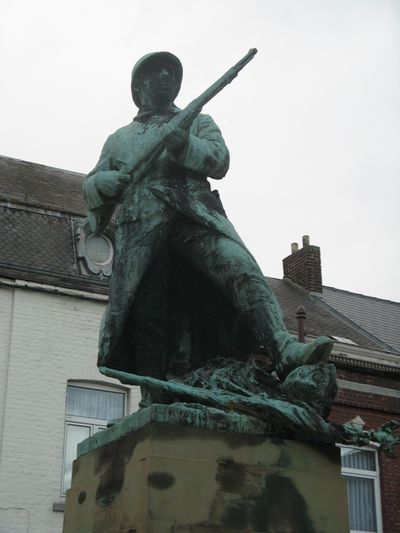 War Memorial Walcourt #2