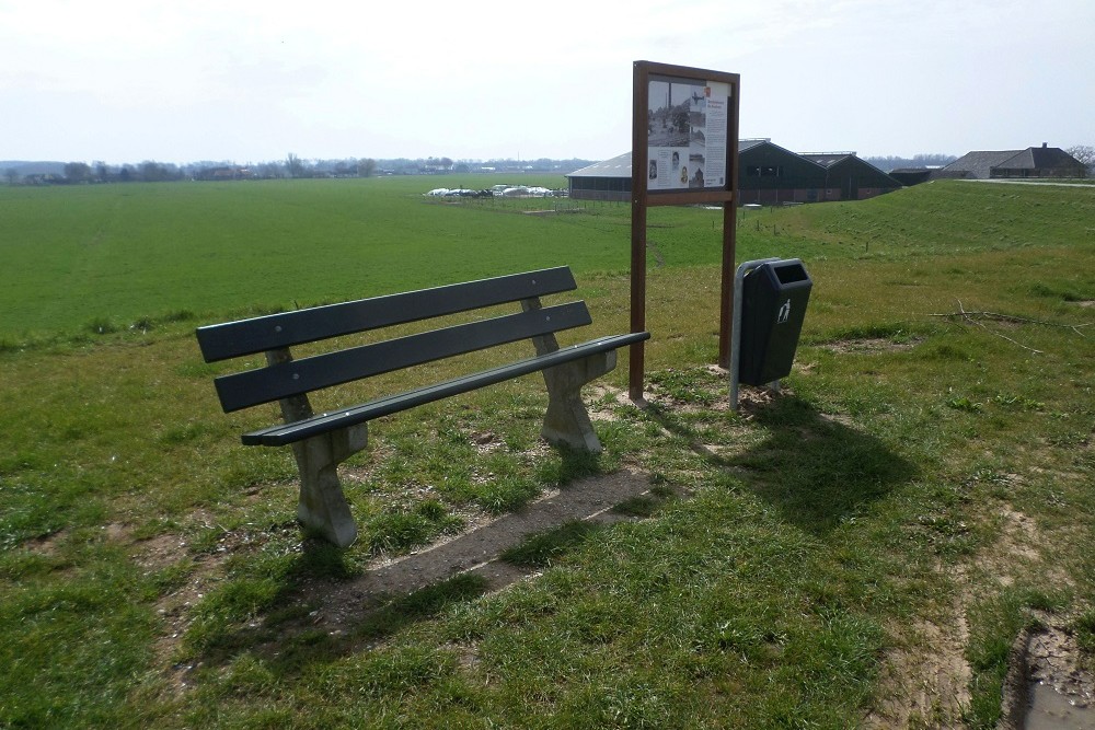 Informatiebord Bombardement De Roodvoet #3