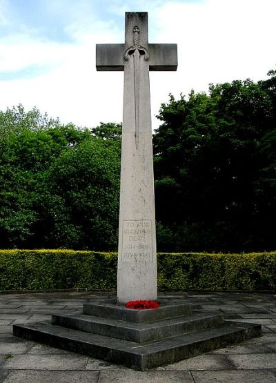 Oorlogsmonument Kirkstall #1