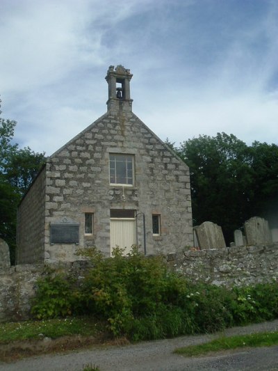 Commonwealth War Grave Leslie Parish Churchyard #1