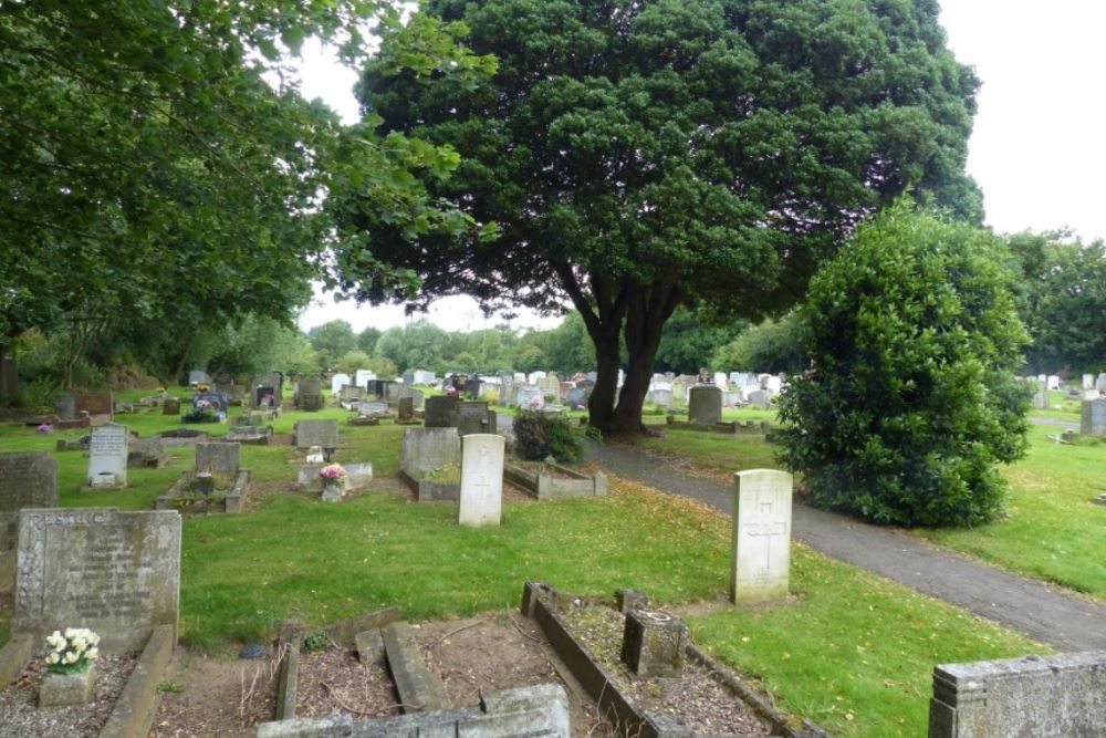 Commonwealth War Graves Eaton Socon Cemetery #1