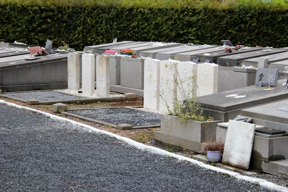 Commonwealth War Graves Houthulst