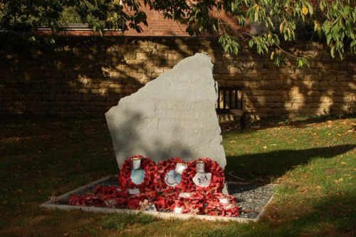 Oorlogsmonument Waltham on the Wolds #1