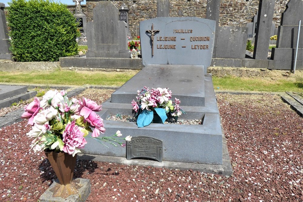 Belgian Graves Veterans Saint-Pierre