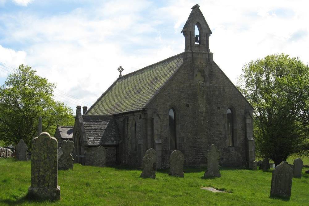 Commonwealth War Graves St. James the Less Churchyard