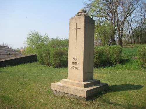 Oorlogsmonument Telz #1