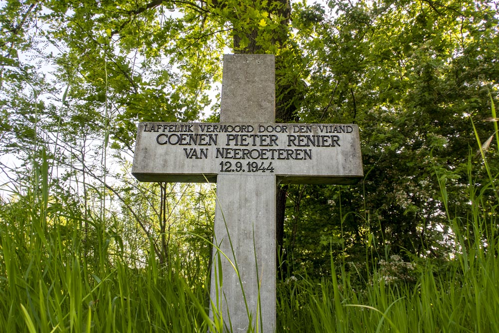 Gedenkteken Coenen Voorshoven #2