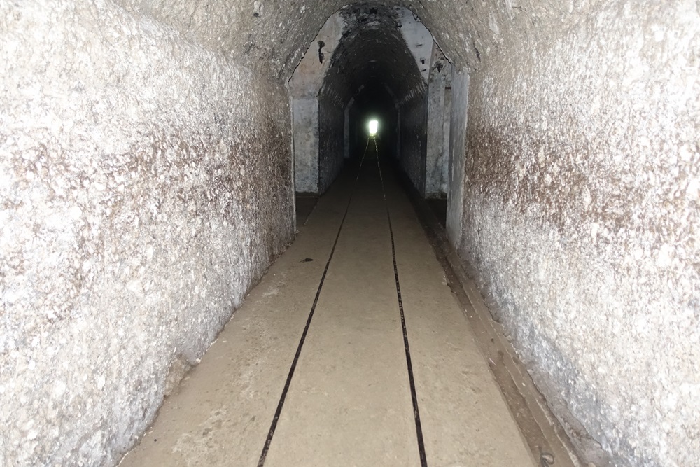 Dutch Tunnel Complex #2