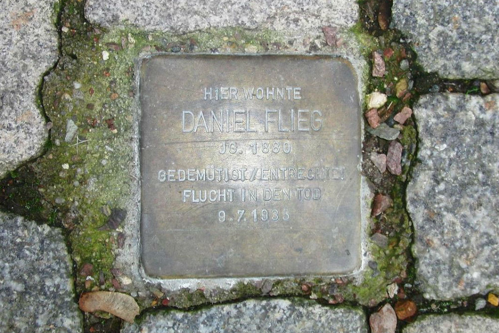 Stolperstein Gerhart-Hauptmann-Platz 13 #1