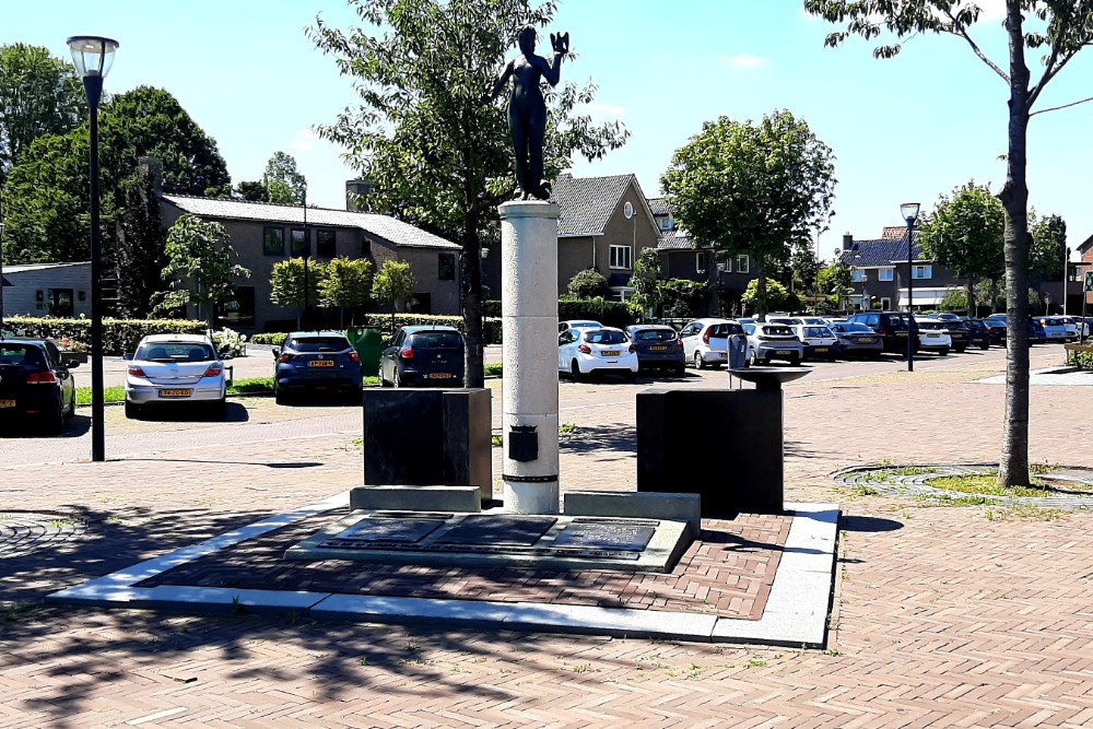 Oorlogsmonument Zwijndrecht #3