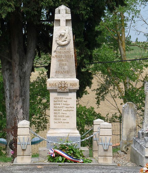 Monument Eerste Wereldoorlog Maureville #1