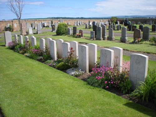 Commonwealth War Graves Dirleton Cemetery #1