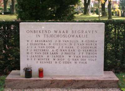 Dutch War Cemetery Salzburg #4