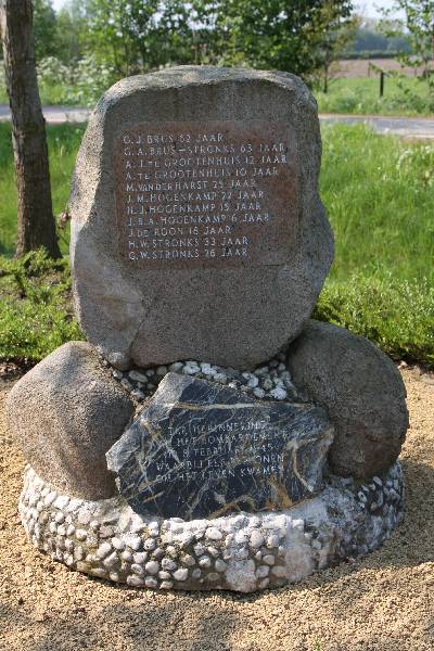 Memorial Victims Bombardment Aalten #1