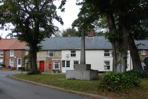 Oorlogsmonument Sedgeford #1