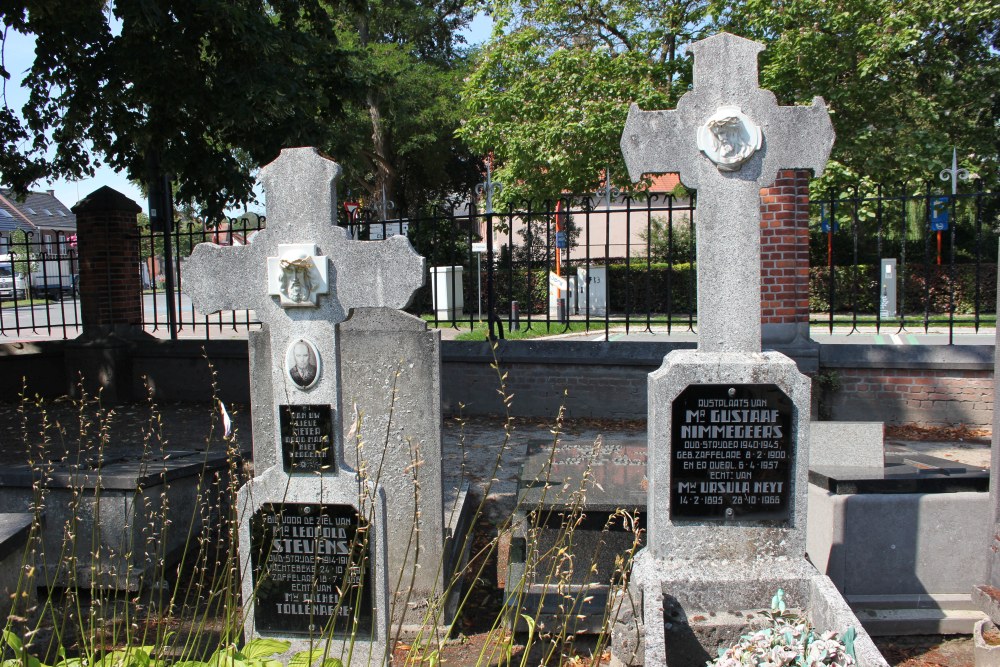Belgian Graves Veterans Zaffelare Churchyard #4