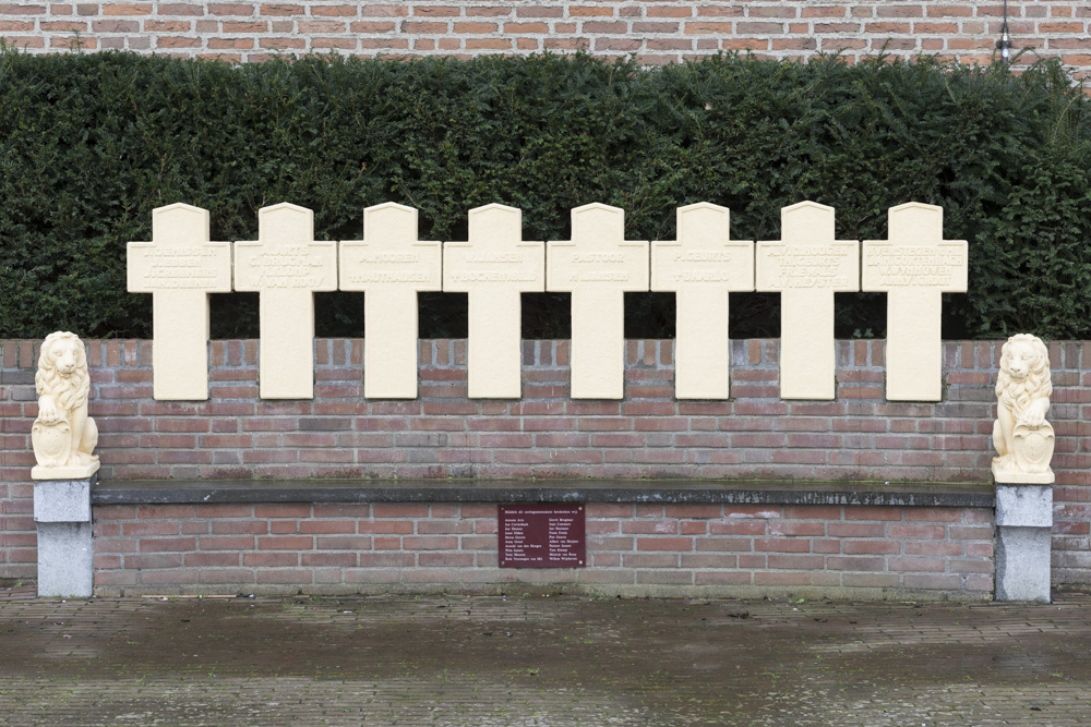 War Memorial Vierlingsbeek #1