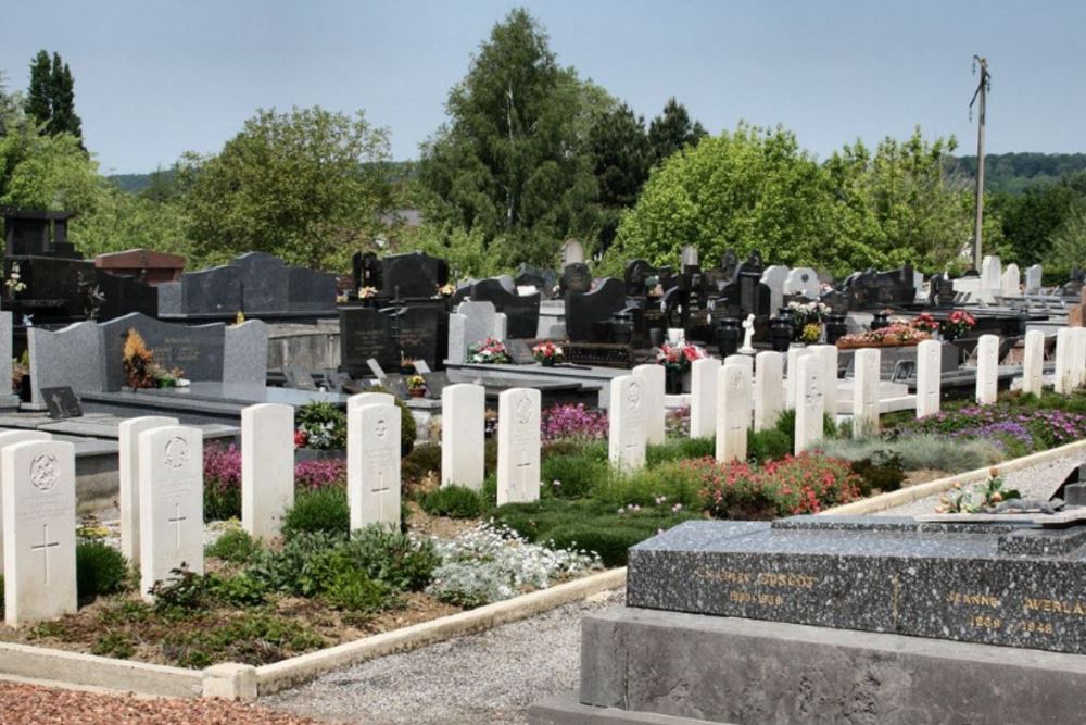 Commonwealth War Graves Hesdin #1