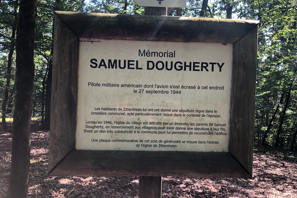Monument Samuel Dougherty #2