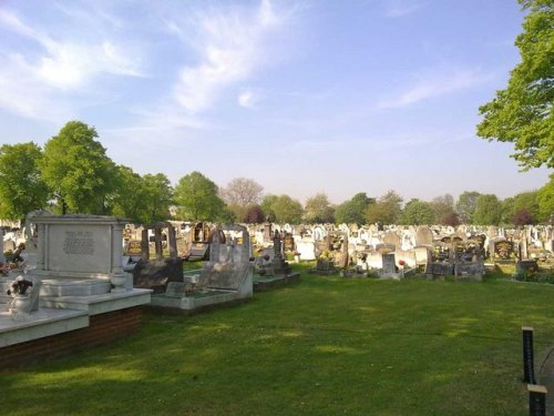 Commonwealth War Graves East London Cemetery #1