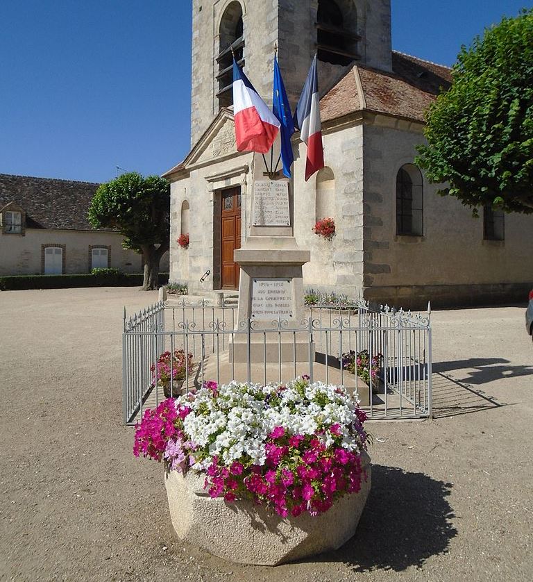 War Memorial Saint-Denis-lès-Sens #1