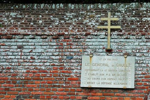 Monument Charles de Gaulle Huppy #2