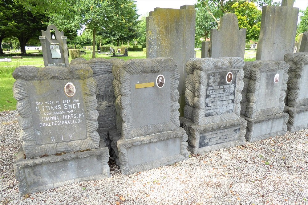 Belgian Graves Veterans Tereken-Sint-Niklaas #2