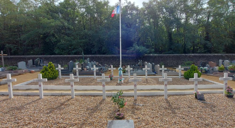 French War Graves Pontvallain Cemetery #5