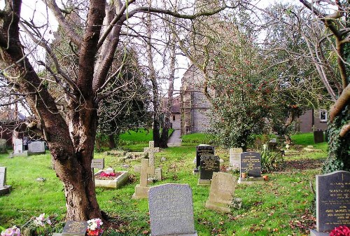 Oorlogsgraven van het Gemenebest St Mary Churchyard #1