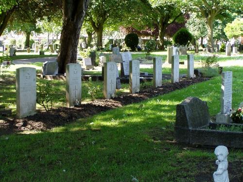 Oorlogsgraven van het Gemenebest North Cemetery