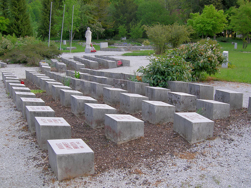 Mass Grave Kacentajn Castle