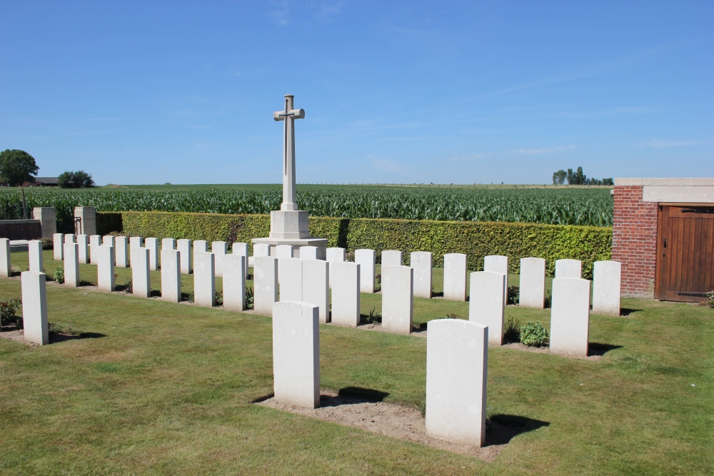 Commonwealth War Cemetery Cabin Hill #3