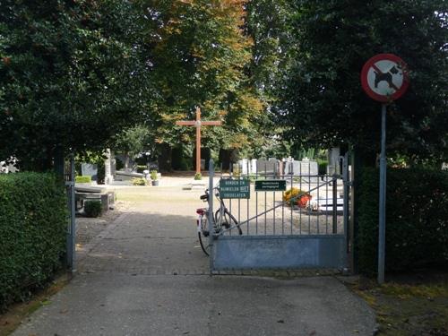 Dutch War Graves Neerbeek #4