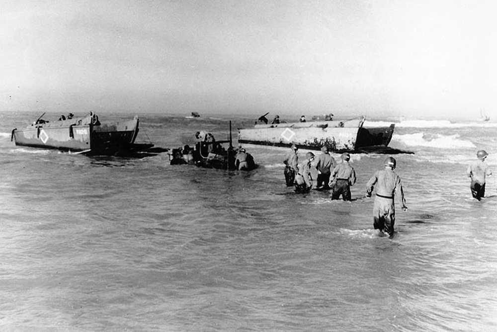 Invasion Beach Operation Husky - Sector 7th Army