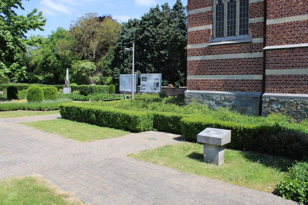 Memorial Park First and Second World War Oostham #1