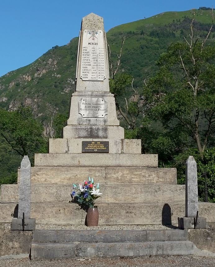 Oorlogsmonument Mercus-Garrabet #1