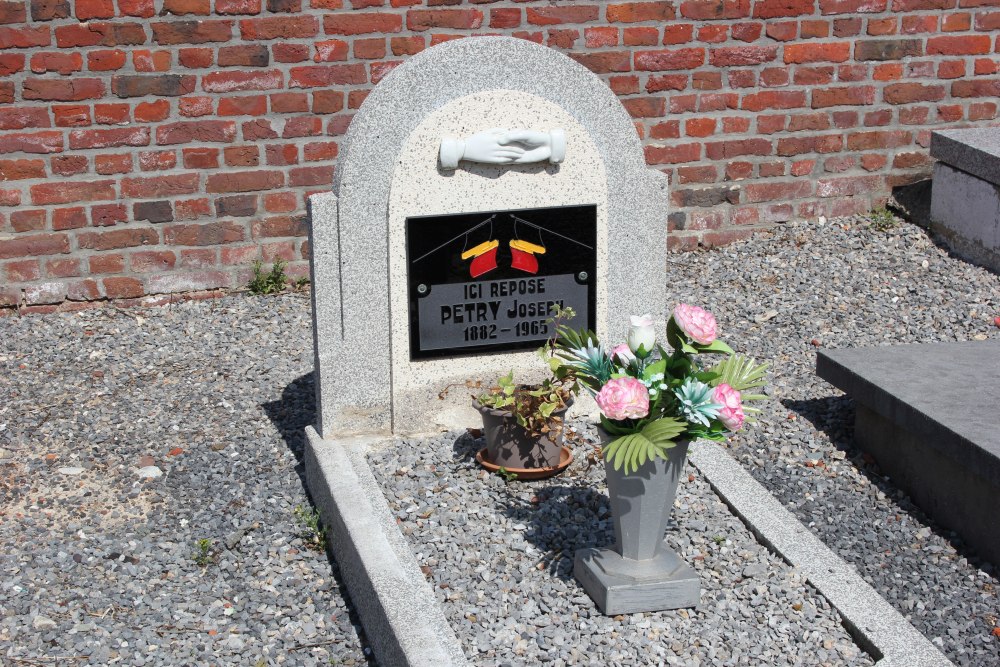 Belgian Graves Veterans Lamine #1